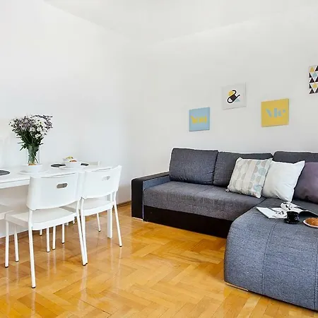 Apartament Pilotow *